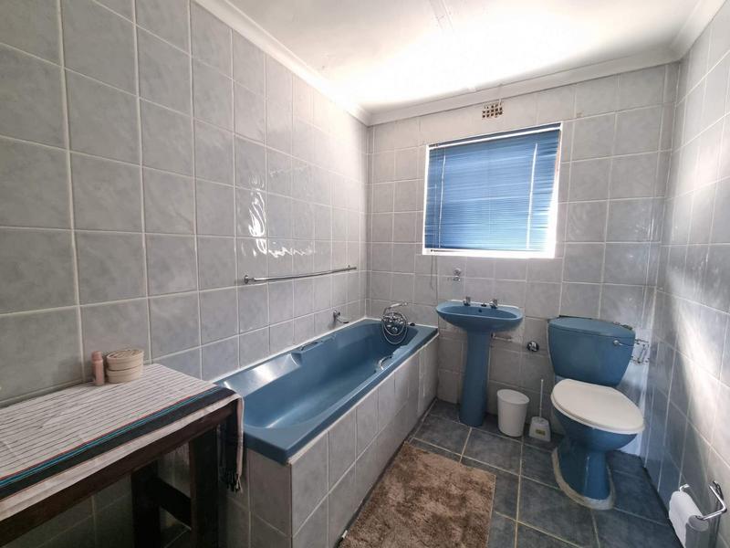 2 Bedroom Property for Sale in Highbury Western Cape